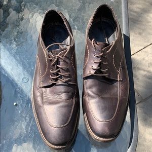 Men’s size 11 Johnston & Murphy shoes